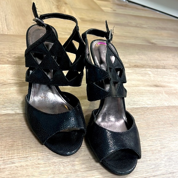 Black Calvin Klein sandals - Picture 2 of 2